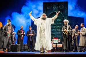 Sabah “Ölülər” nümayiş olunacaq