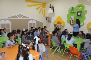 Məktəblilər üçün maarifləndirici nağıl saatı keçirilib