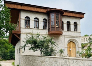 Azərbaycanın XVIII əsr mülki memarlığının ən maraqlı nümunələrindən biri: Mehmandarovların evi