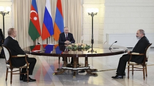 Günün fotosu: Azərbaycan və Ermənistan liderlərinin Soçi görüşü nəticəsiz oldu