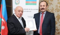 50 ilə doğru 100 illik bir yol gələn türk şairi