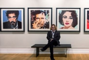 Conni Depp əsərlərini 3,65 milyon dollara satıb