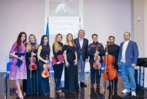 Bakıdakı Rus evində Qara Qarayevin yubileyi qeyd olunub