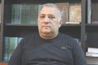 “Çinar yazıları” - Mübariz Örənin hekayəsi