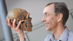 2022-ci ilin ilk Nobel mükafatını isveçli paleogenetik qazanıb