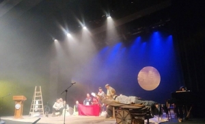 “Günəşə toxunan uşaq” - Bakıda qırğız hərarəti