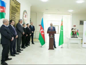 Sumqayıtda Şərqin böyük mütəfəkkiri və şairi Məhtimqulu Fəraqinin 300 illiyi qeyd olunub