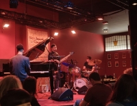Etibar Əsədlinin caz triosunun Brüsselin tanınmış “The Music Village” caz klubunda konserti olub