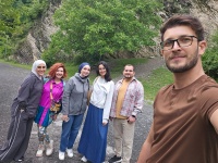 Bir nəfəs, bir &uuml;mid