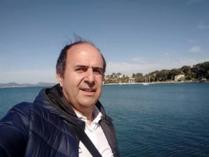 Bu fransalı oğlanı siz də tanıyın...