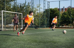 İstanbulda azərbaycanlı tələbələr arasında futbol turniri başlayıb