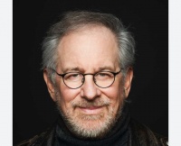 M&uuml;hacir g&uuml;n&uuml;, Spilberq, Stradivari