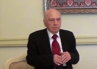 -ov-un, -yev-in qatı düşməni Oqtay Rza