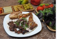 “İrəvan mətbəxindən nümunələr” layihəsində Hindquşkanın içalatından köz kababı