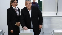 Günün fotosu: Orban dördüncü müddət taxt-tacda qalmaq uğrunda mücadilə edir