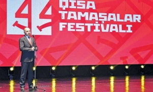 Qısa Tamaşalar Festivalına təntənəylə yekun vurulub