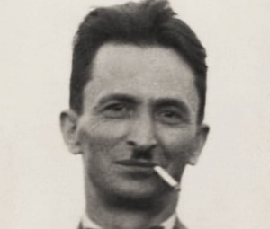 “Çalı quşu”nun on minlər kitabını oxuyub, yüz minlər filminə baxıb