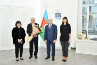 Mədəniyyət naziri Anar Kərimov Xalq artisti Sərdar Fərəcovla görüşüb