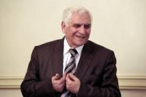 Unudulmaz sevgi şeirləri: Nəriman Həsənzadə, “Mən səni sevdim ki…”