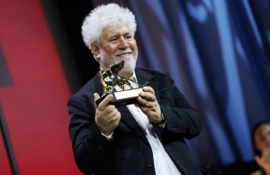 Venesiya Film Festivalı sensasiyasız ötüşdü - PEDRO ALMODOVARIN TRİUMFAL QƏLƏBƏSİ