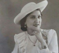 Onun portretlər qalereyasında incəsənət xadimlərin, tibb alimlərini, m&uuml;xtəlif peşə sahiblərini g&ouml;rmək olar