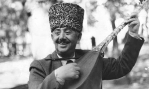 Böyük adaşımın ruhuna alqış!