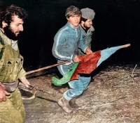 Bayrağı düşmənə verməyən oğlan