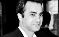 STATUS YAĞIŞI - Emin Piridən “At, yoxsa kişi?”