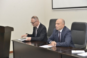 Mədəniyyət naziri Anar Kərimovun naşirlərlə görüşü keçirildi