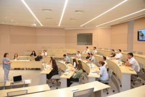 &quot;Kommunikasiya meneceri” layihəsi üzrə ADA Universitetində təlimlər davam edir