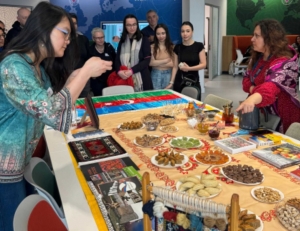 Qlazqo Universitetində keçirilən “UNESCO-nun Yay məktəbi”ndə Azərbaycan mədəniyyəti təbliğ edilib