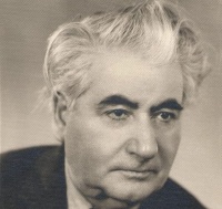 Xalq yazı&ccedil;ısı Əb&uuml;lhəsənin anım g&uuml;n&uuml;d&uuml;r