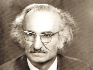 Xalçalara gözəllik verən şəxs