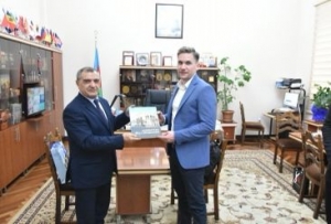 Milli Kitabxanaya əcnəbi qonaq təşrif buyurub