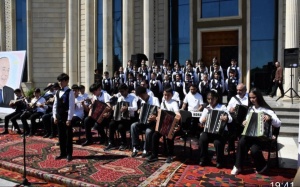 Mil-Muğan Regional Mədəniyyət İdarəsinin 10 may g&uuml;n&uuml;nə t&ouml;hfəsi
