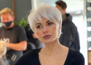 NƏRGİZ CƏLİLOVA &ndash; Ekran işığından doğulan aparıcı