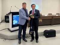 Yaqub Öməroğlu təltif edilib