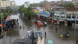 Günün fotosu: Sel Pakistanı fəlakətə sürükləyir