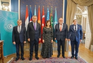 Macarıstanla türk dünyası arasında əlaqələrin inkişafına yönəlmiş birgə layihələr müzakirə edilib