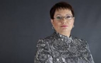 MÜTALİƏ MƏDƏNİYYƏTİ ÜÇÜN SEÇMƏLƏR – Elmira Axundova, “Sevmək haqqı”