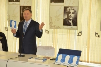 “İnsanın gizlənə bildiyi yeganə yer öz içidir” -  HÜMBƏT HƏSƏNOĞLUDAN 10 AFORİZM