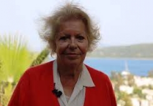 Azərbaycan sevdalı jurnalist Leyla Vəkilli – LEYLA CALALOVA