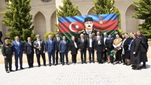 Ağdamdan, Azərbaycanın Milli Qəhrəmanı Baxşeyiş Paşayevin 90 illik yubileyindən qeydlərim