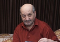 &Uuml;&ccedil; insultlu Xalq atristi