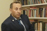 Folklor motivləri və ənənəyə s&ouml;ykənən yaradıcılıq