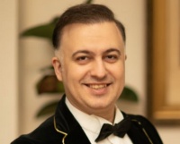 Həm ifa&ccedil;ı, həm bəstə&ccedil;i, həm təşkilat&ccedil;ı...