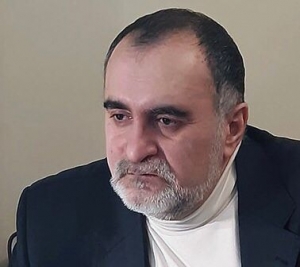Əyyub Qiyas: “Bu gün televiziya reytinq naminə bütöv ailələri pərən-pərən salır”