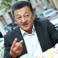 Vətənə tən daşı