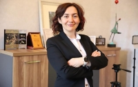 Soruşun, cavab verək - Aynur Kərimova kimdir?