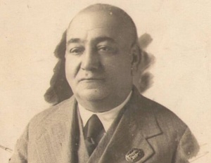 B&ouml;y&uuml;k &ldquo;Molla Nəsrəddin&rdquo;&ccedil;i rəssam